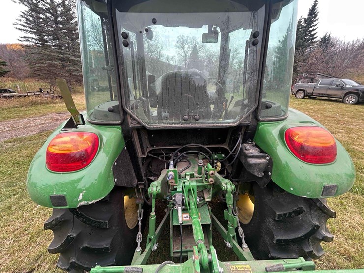 john-deere-5075e-image-5