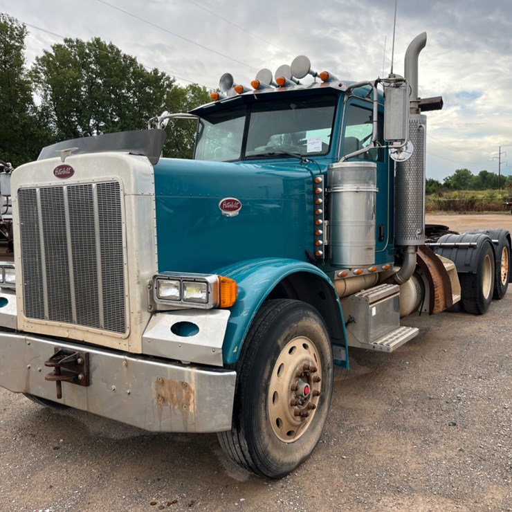 2005 PETERBILT 379