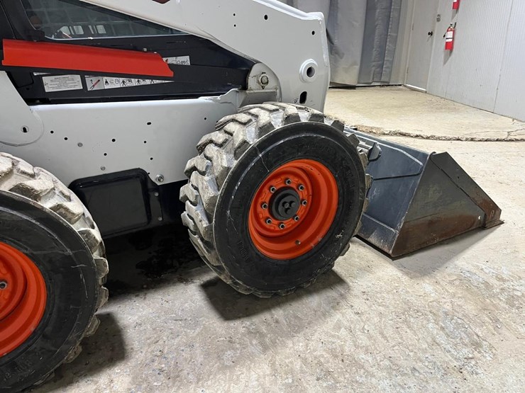 2023-bobcat-s650-image-16