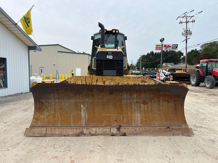 2021-caterpillar-d4-image-9