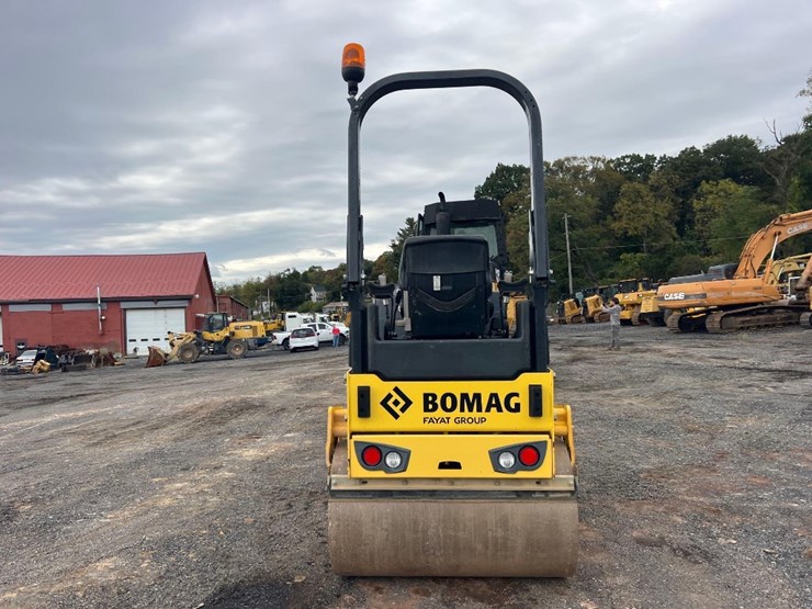 2019-bomag-bw120ad-5-image-3