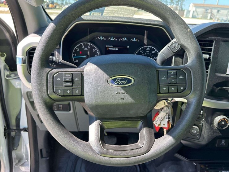 2023-ford-f150-image-12