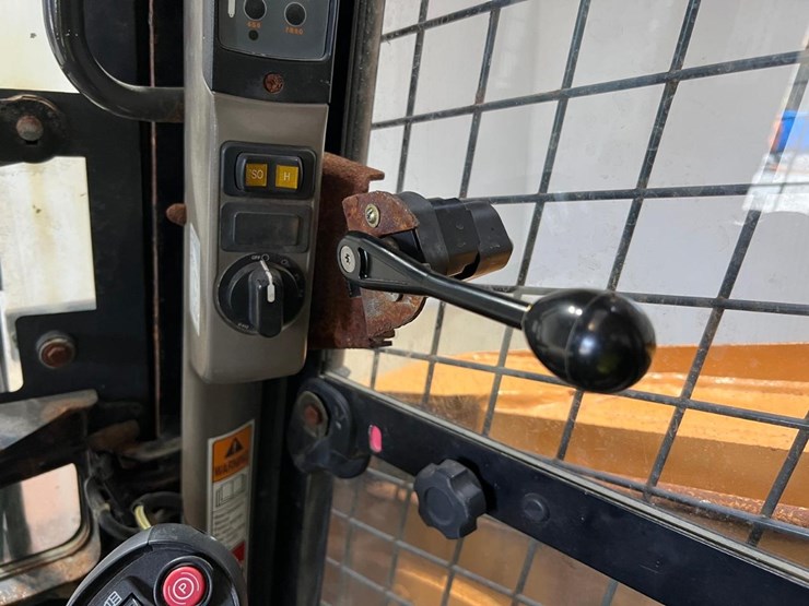 2015-case-sr220-image-20