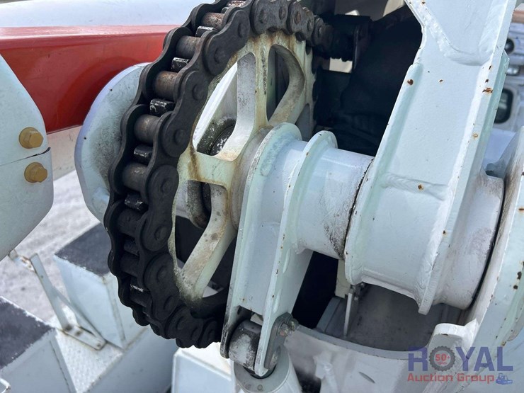 2016-freightliner-m2-106-altec-am50-50ft.-insulated-material-handling-bucket-truck-image-38