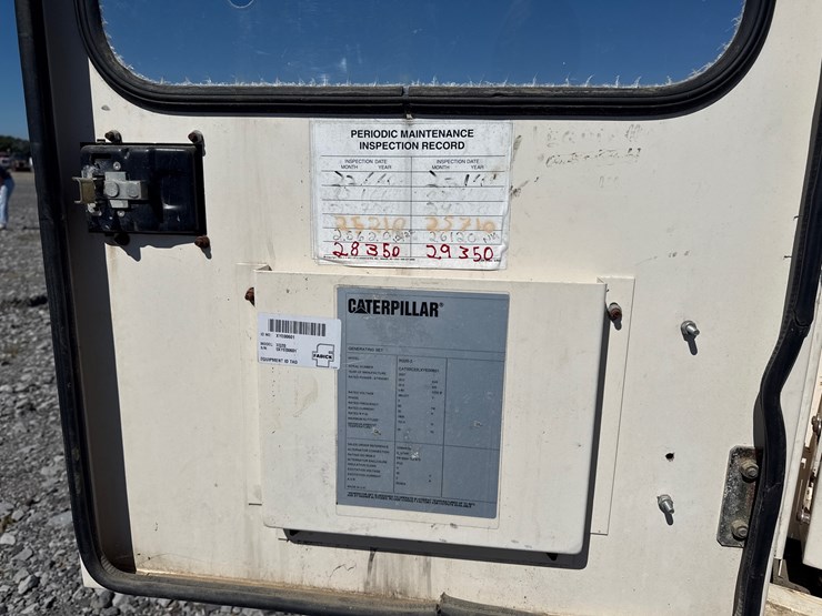 2007-caterpillar-xq20-image-10