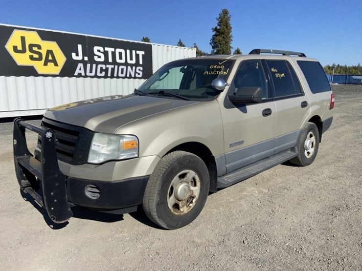 2007-ford-expedition-xlt-image-1