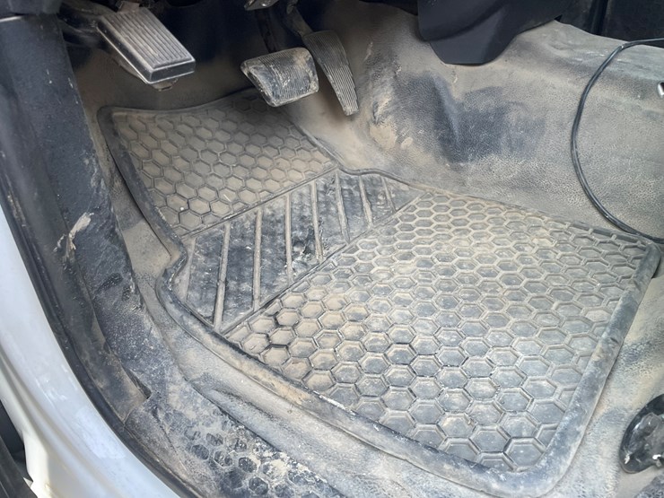 dodge-ram-4500-image-37