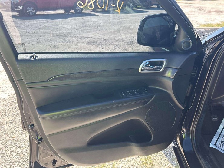 2018-jeep-grand-cherokee-image-13