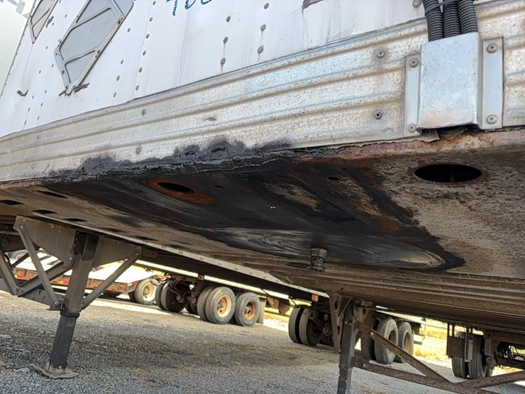 2011-utility-van-image-11