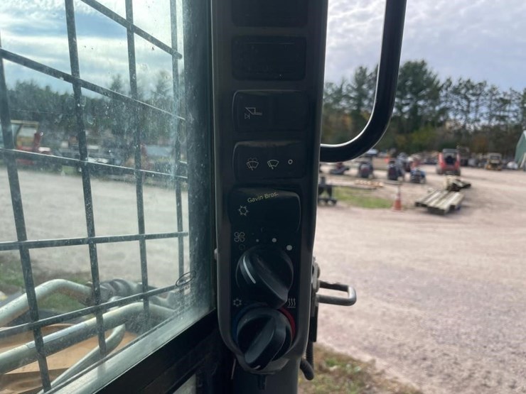 case-sr210b-image-13