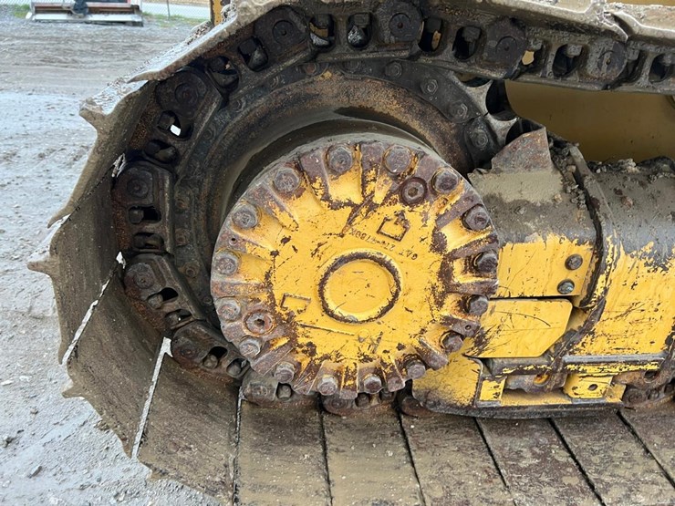 2020-caterpillar-d5k2-lgp-image-20