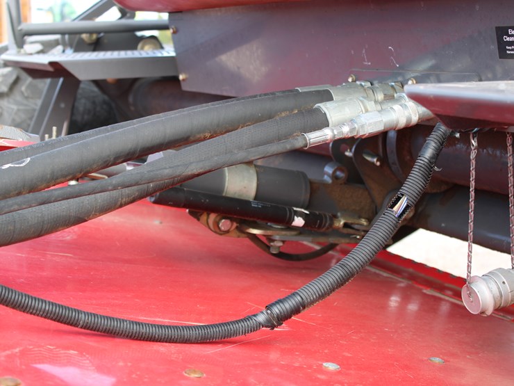 #2065-•-#2065---mf-hesston-wr-9770-swather-image-52