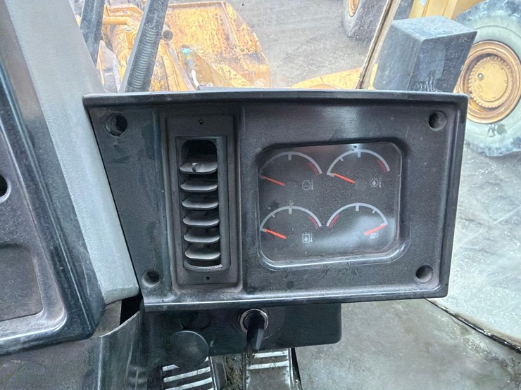 caterpillar-980g-image-18