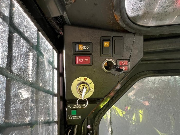 2017-bobcat-s70-image-20