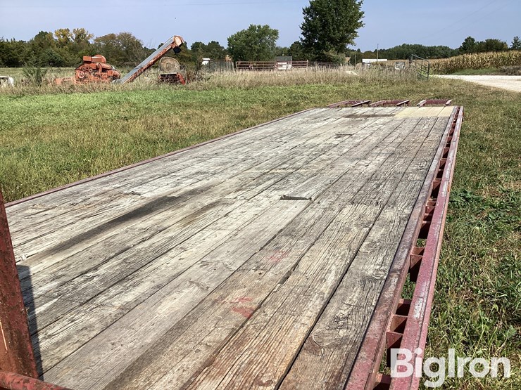 1994-titan-trailer-image-17