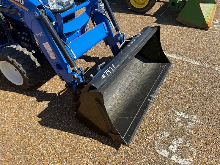 new-holland-workmaster-25s-image-13