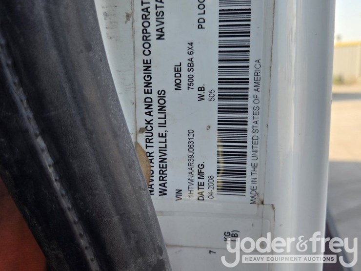 2009-international-7300-image-49