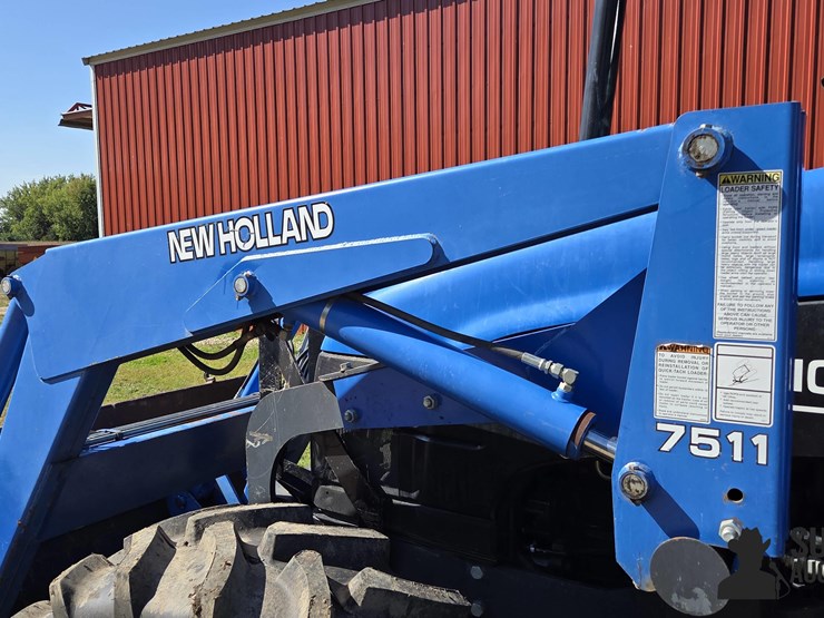 new-holland-ts110-image-17