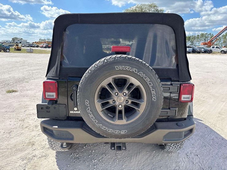 2016-jeep-wrangler-image-29