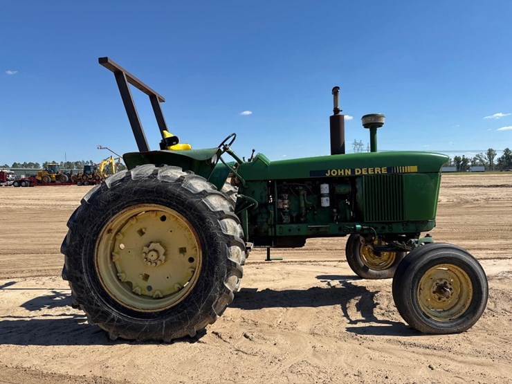 john-deere-tractor-image-5