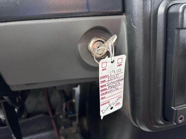 2020-international-mv607-16ft-morgan-dump-truck-image-53