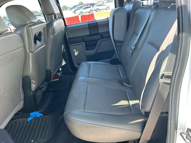 2017-ford-f150-image-23