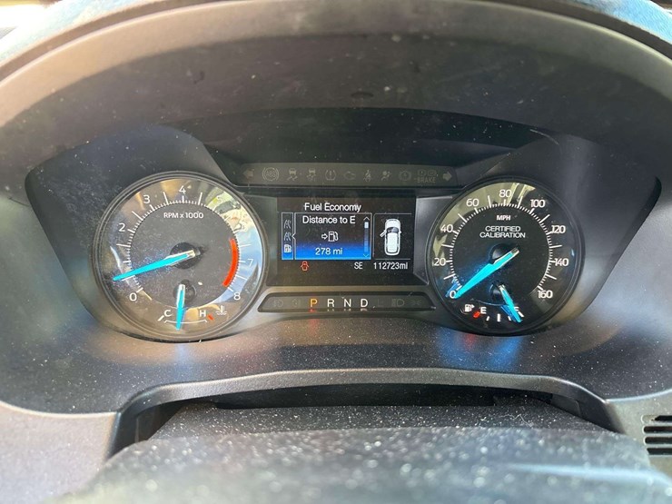 2018-ford-explorer-image-16