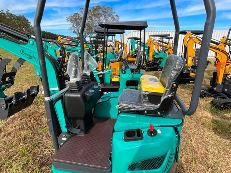 unused-cfg-qk16r-mini-excavator-(rato-15hp-bkt-image-9