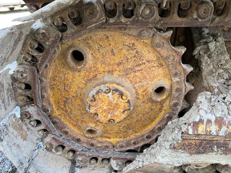 caterpillar-d3c-image-17