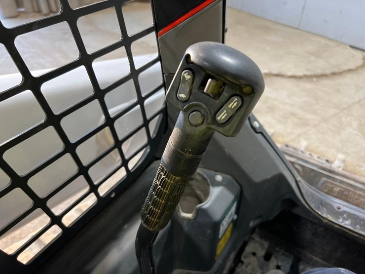 2022-bobcat-t66-image-26