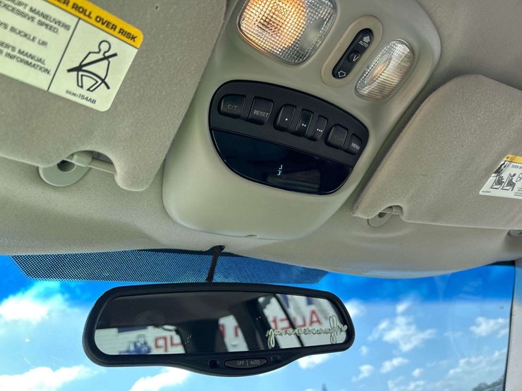 2004-jeep-liberty-image-19