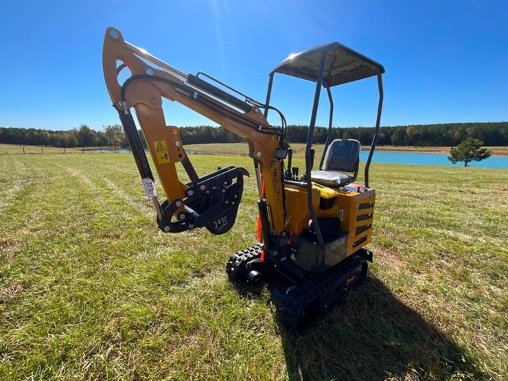 unused-cfg-mx12r-mini-excavator-(rato-15hp,-9.7kw-image-1