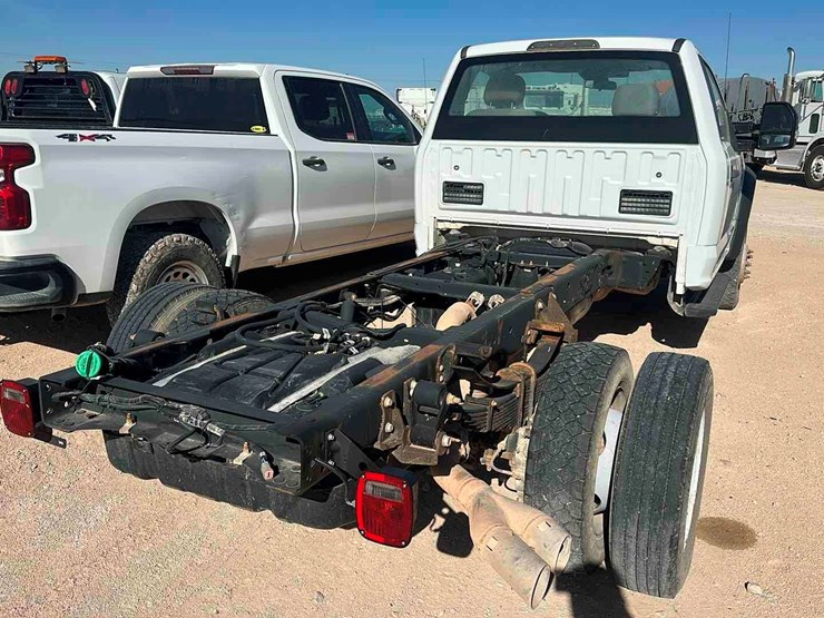 2018-ford-f550-image-3