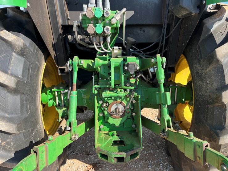 2017-john-deere-5100e-image-8