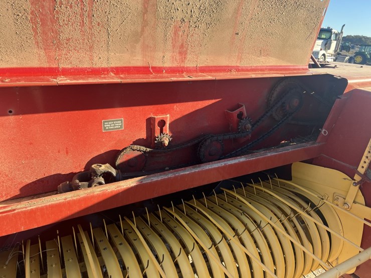 new-holland-bc5060-image-14