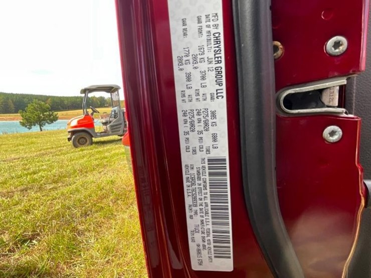 2012-dodge-ram-1500-image-29