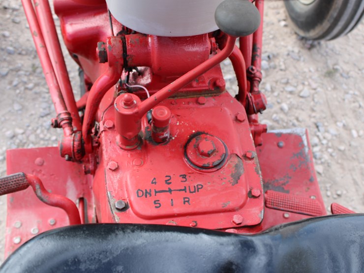 1957-ford-850-image-13