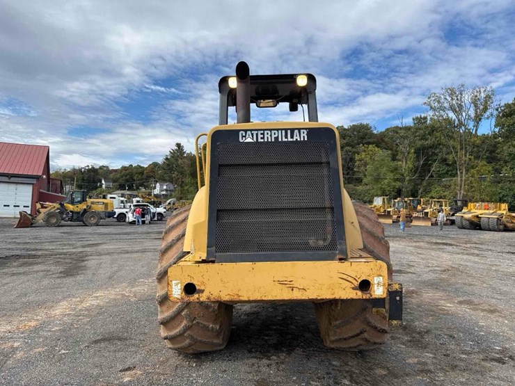 2001-caterpillar-cp-563d-image-7