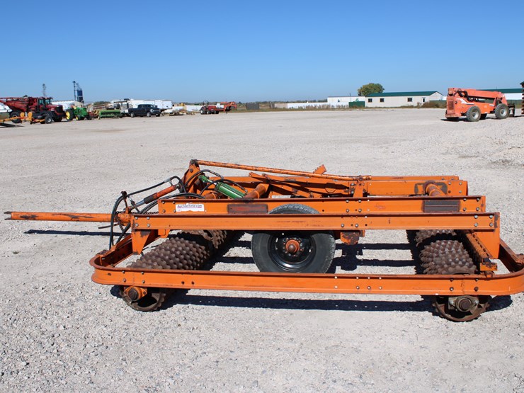 #2068-•-#2068--bearcat-seed-bed-maker-/-roller-packer-12-ft-image-10