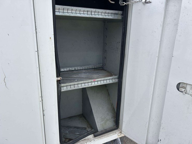 2006-ford-f650-image-28