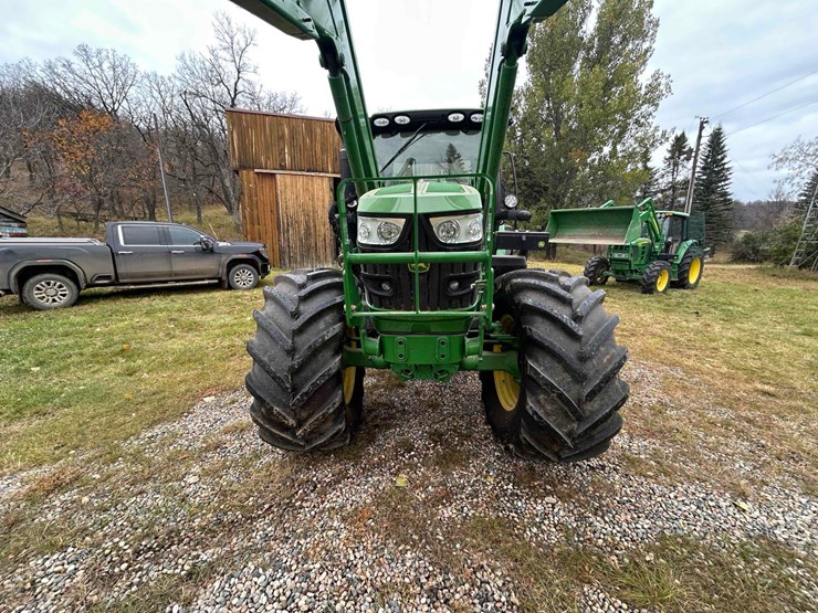2013-john-deere-6150r-image-8
