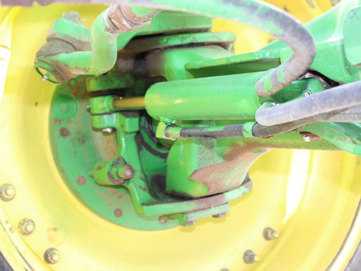 john-deere-8320-image-62