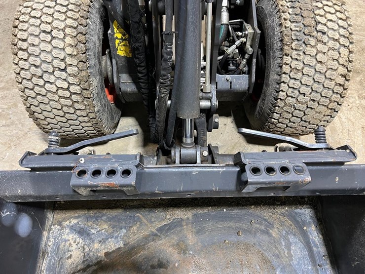 2021-bobcat-l28-image-10