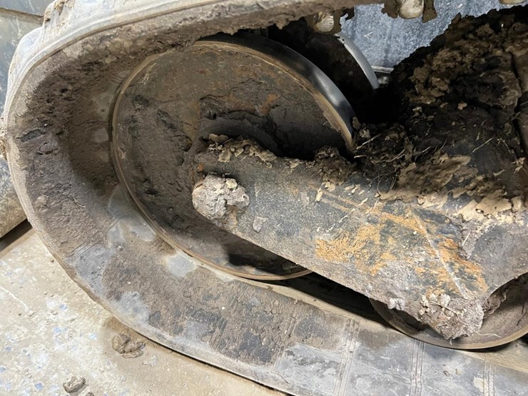 2018-bobcat-t870-image-13