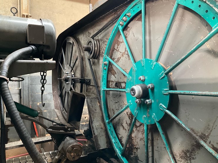 #130-•-wood-mizer-pallet-lumber-resaw-image-59