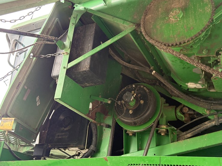 2003-john-deere-9760-sts-image-75