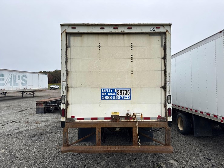 2016-hino-258-image-5