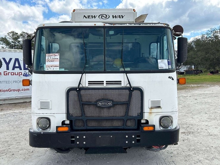 2017-autocar-xpeditor-image-26