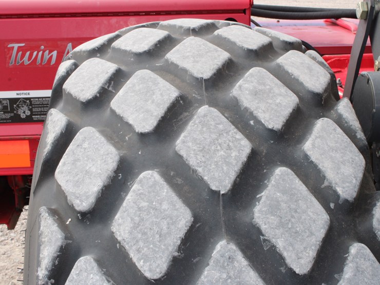 #2065-•-#2065---mf-hesston-wr-9770-swather-image-18