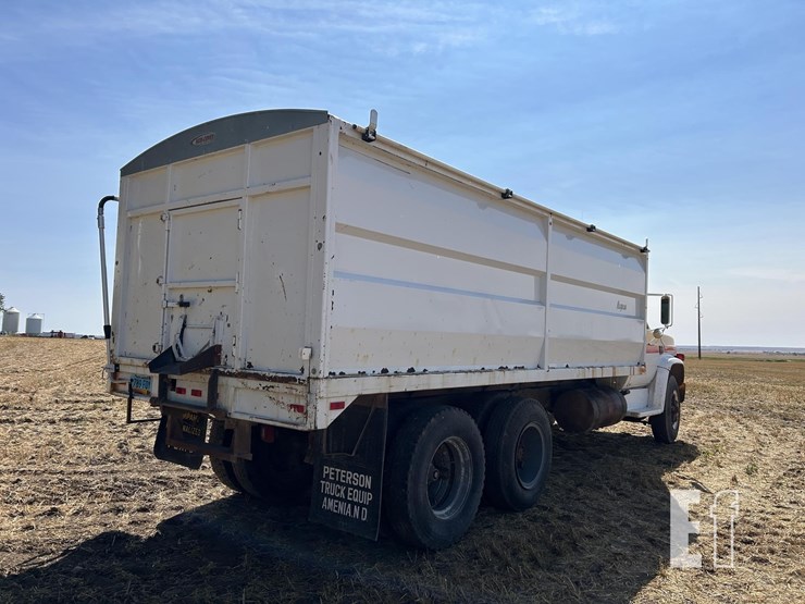 1974-chevrolet-c65-image-5